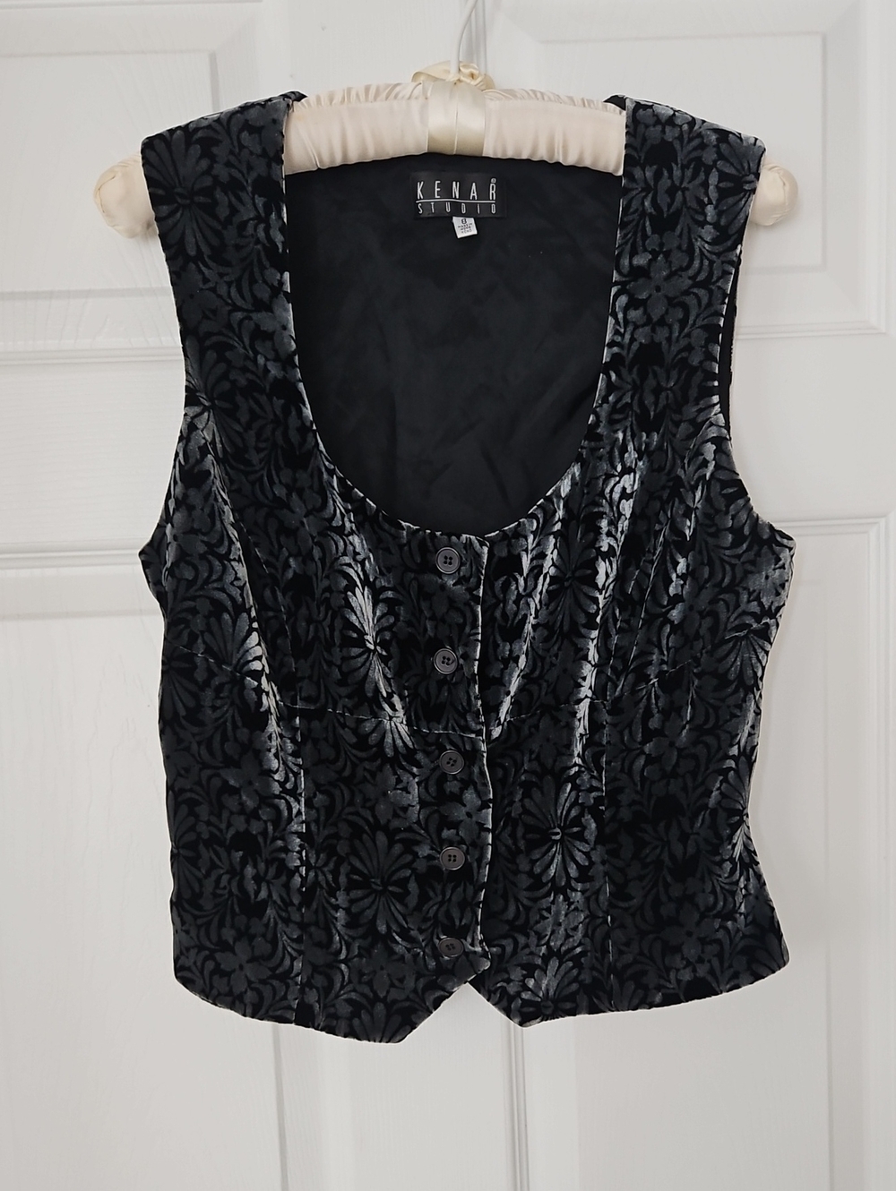 Kenar Black Silk Blend Velvet Floral Button-Front Vest